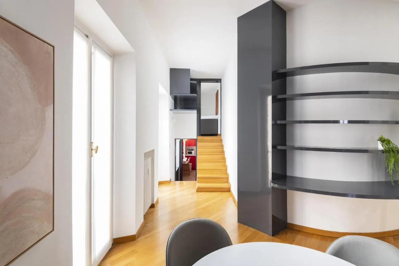 Appartamento Easylife - Elegante Dimora A Due Passi Dal Duomo Milano