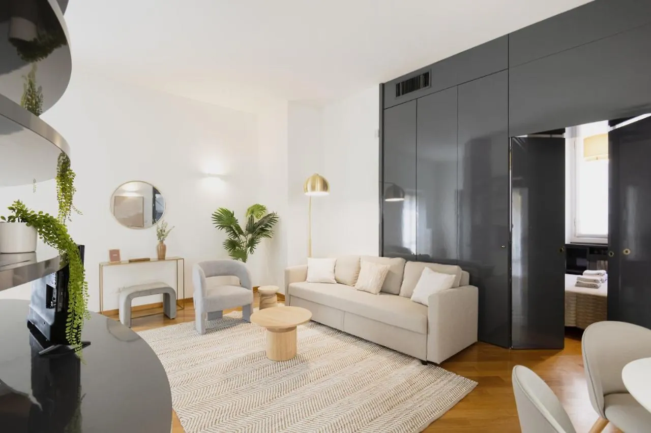 Contatti di Easylife - Elegante Dimora A Due Passi Dal Duomo